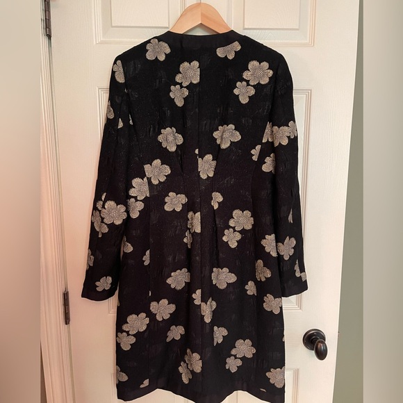 Stunning Etro jacket, looks great with leggings or can be worn as a dress - Picture 4 of 4